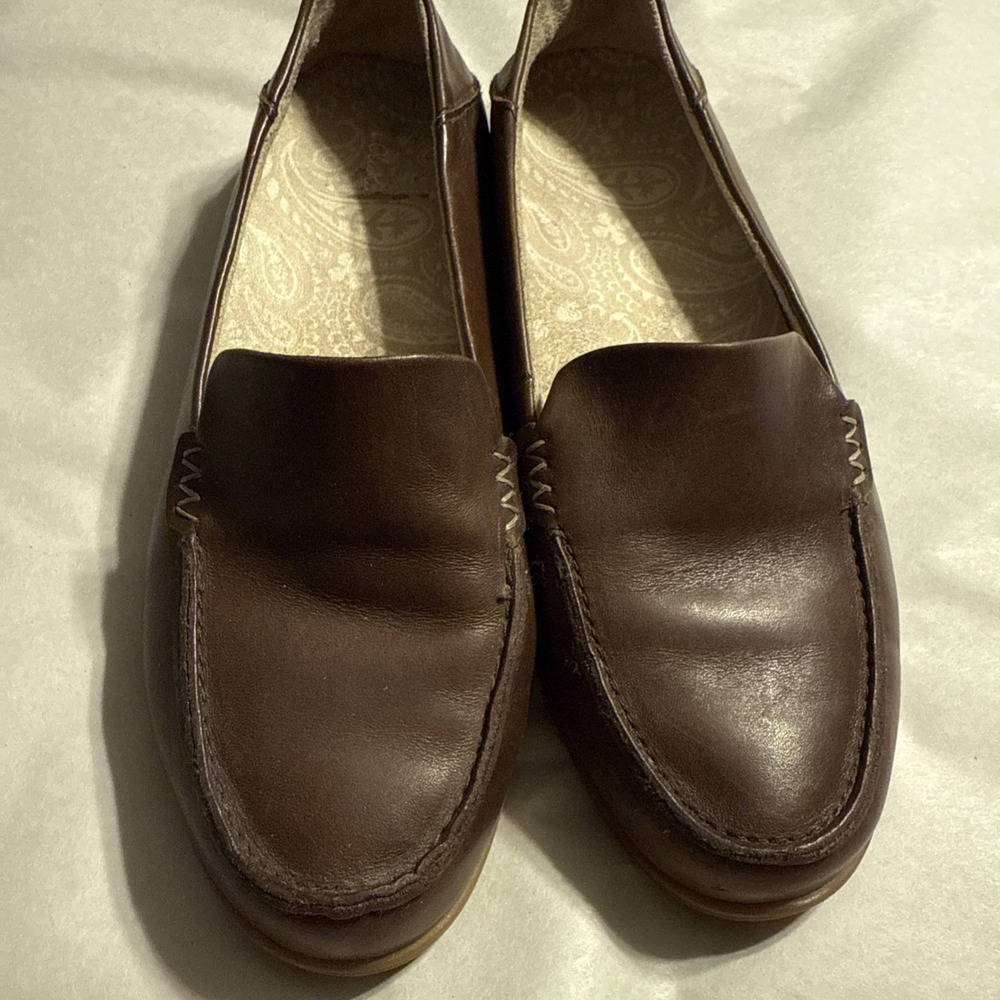 OluKai Women's Brown Leather Loafers